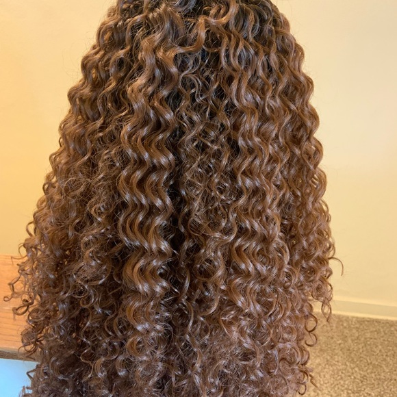 Sensationnel Lace Wig Empress Swiss 4x4 KELLY.
Color T1B/30 - Picture 3 of 5